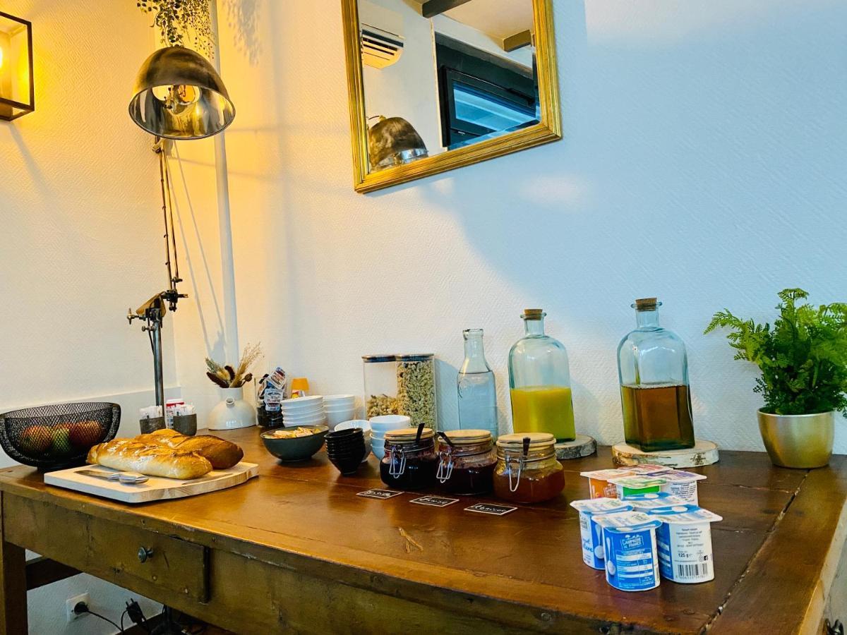 Hotel Le Midi Clermont-Cournon エクステリア 写真