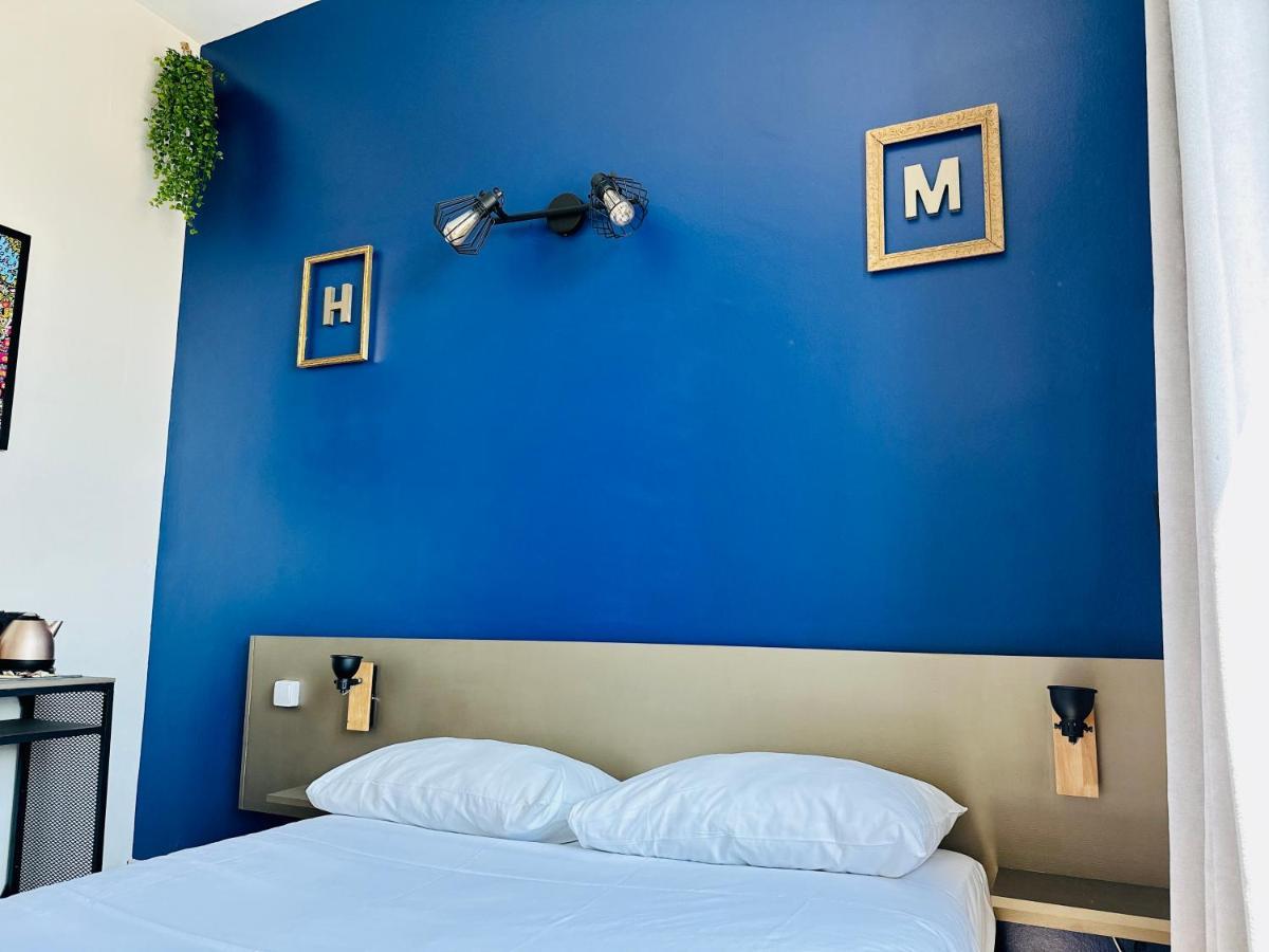 Hotel Le Midi Clermont-Cournon エクステリア 写真