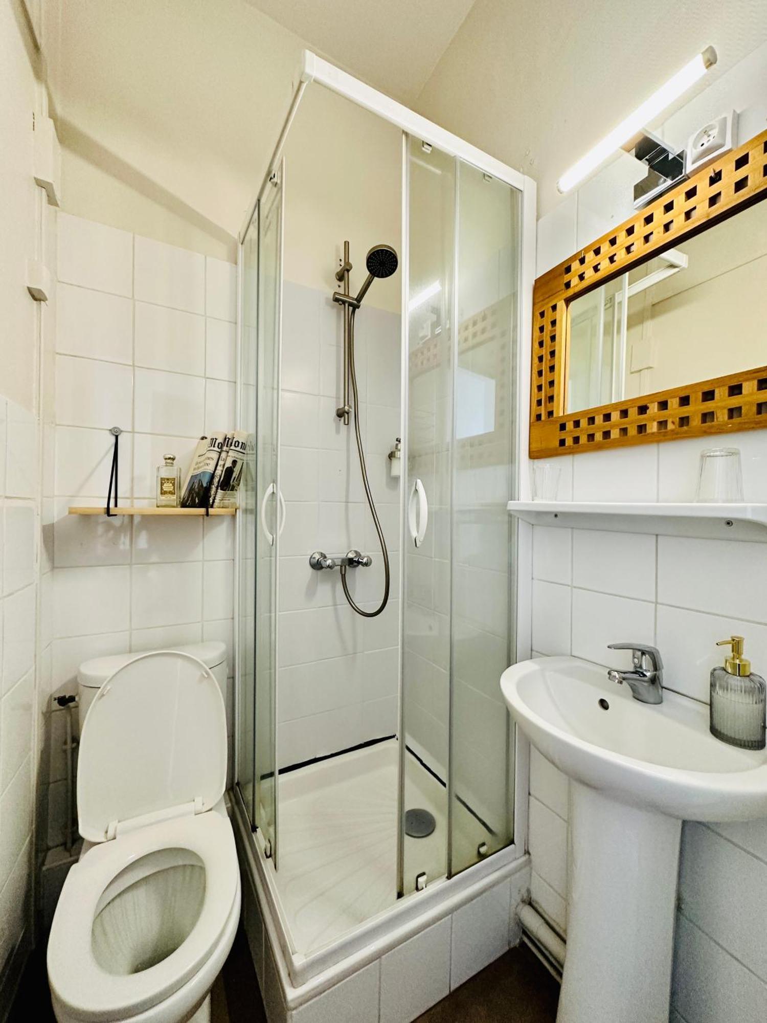 Hotel Le Midi Clermont-Cournon エクステリア 写真